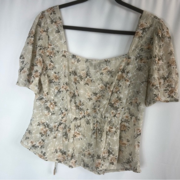 Milk and Honey blouse floral corset with lace-up detailing on the front Size: XL - Picture 7 of 10